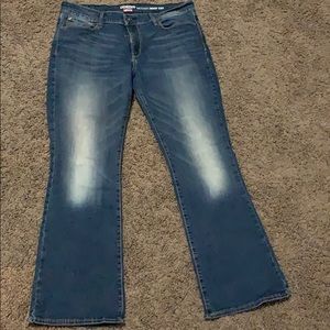 Women’s Denizen Levi’s